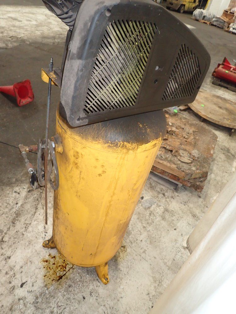 Cambell Housefeld Air Compressor