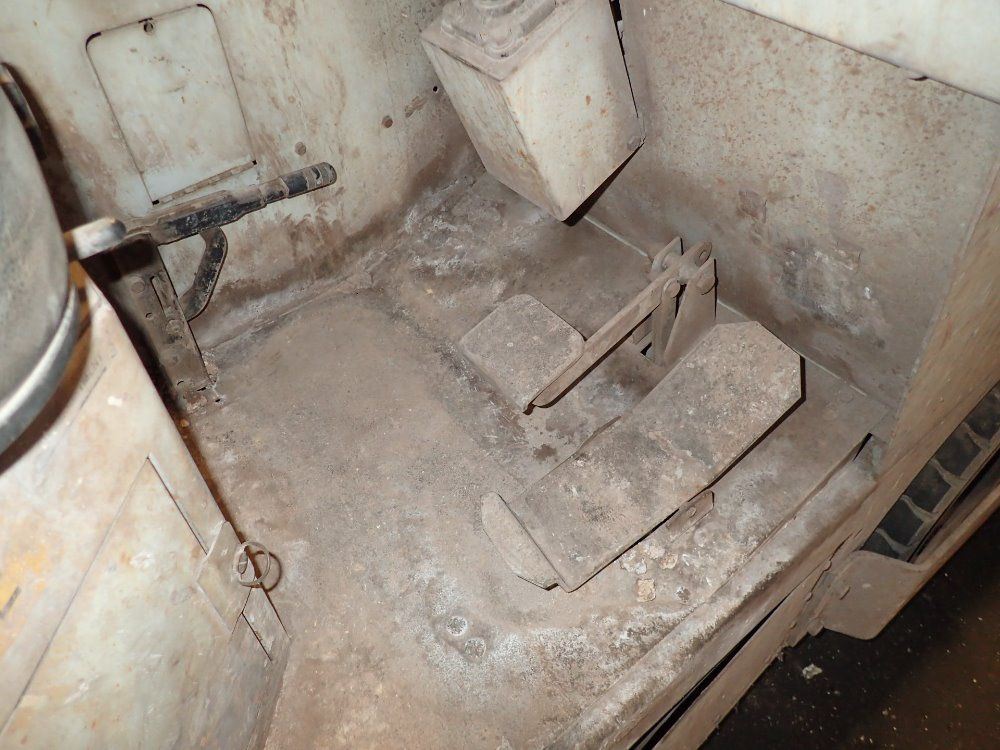 Clarke American Lincoln Electric Floor Sweeper