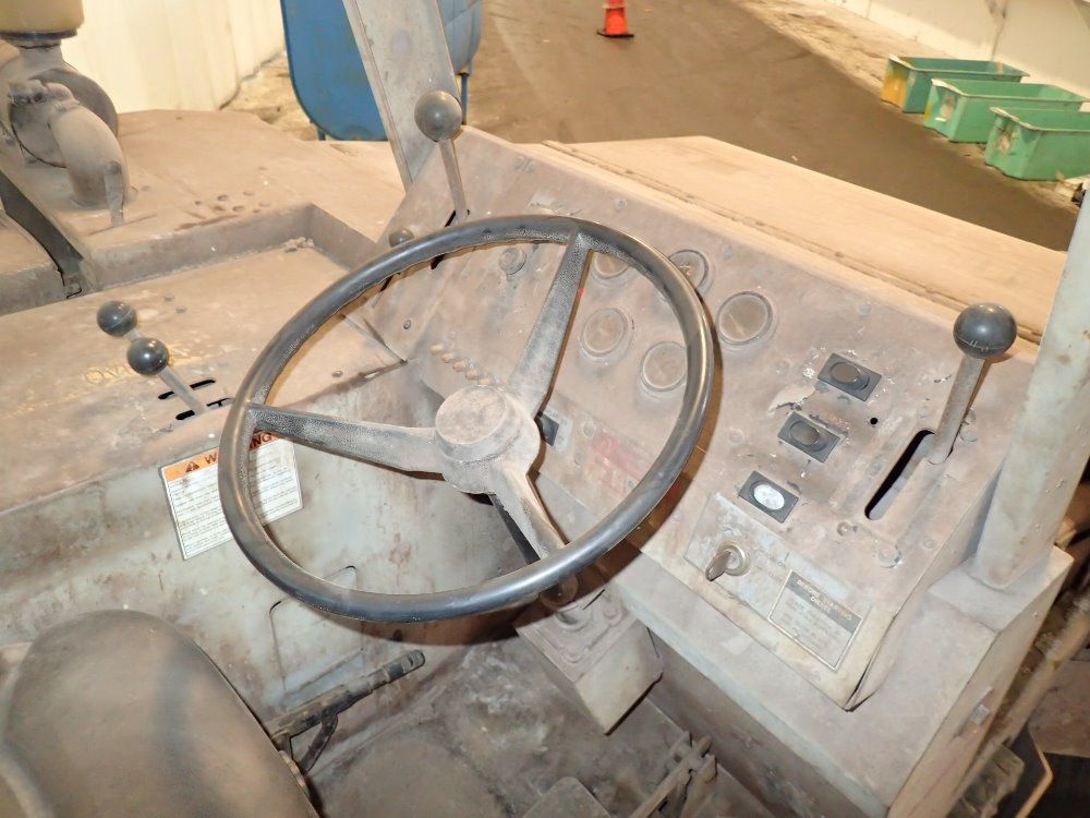 Clarke American Lincoln Electric Floor Sweeper