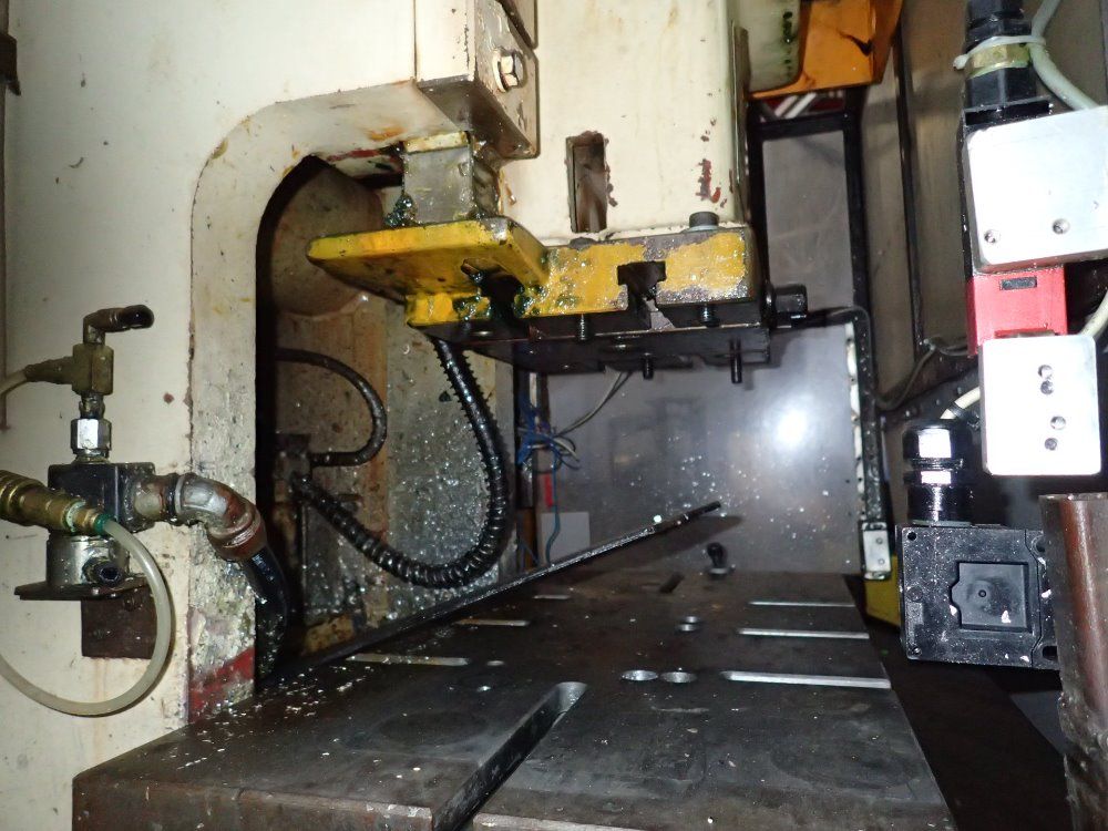 Stamtee Open Back Gap Frame Press