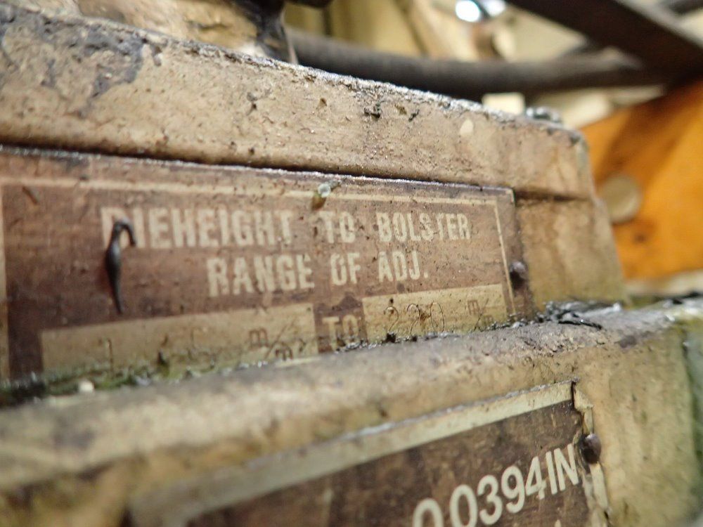 Stamtee Open Back Gap Frame Press