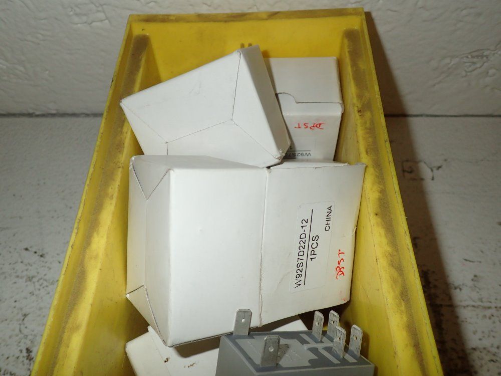 Magnecraft Flange Mounts/din Rails