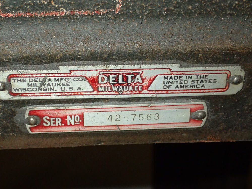 Delta / Milwuakee Surface Grinder