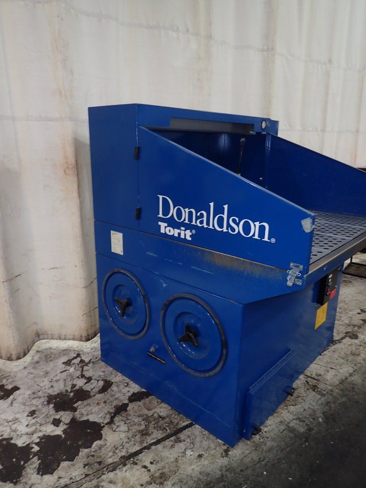Donaldson Torit Downdraft Table