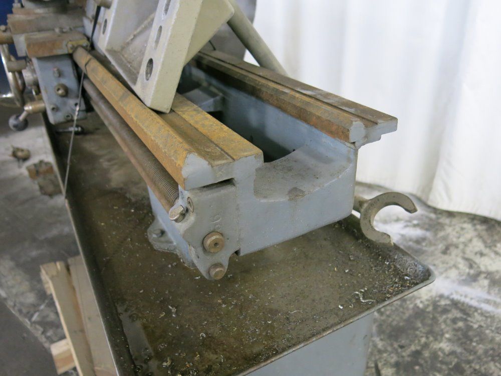 Standard Modern Lathe