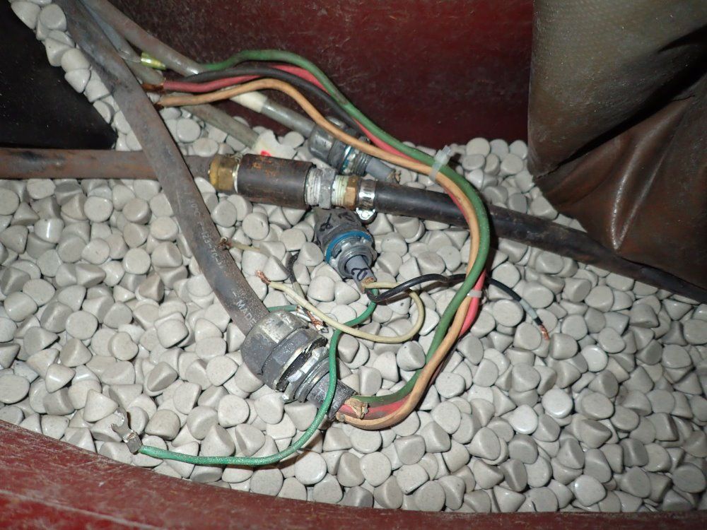 Roto Finsih Vibratory Finisher