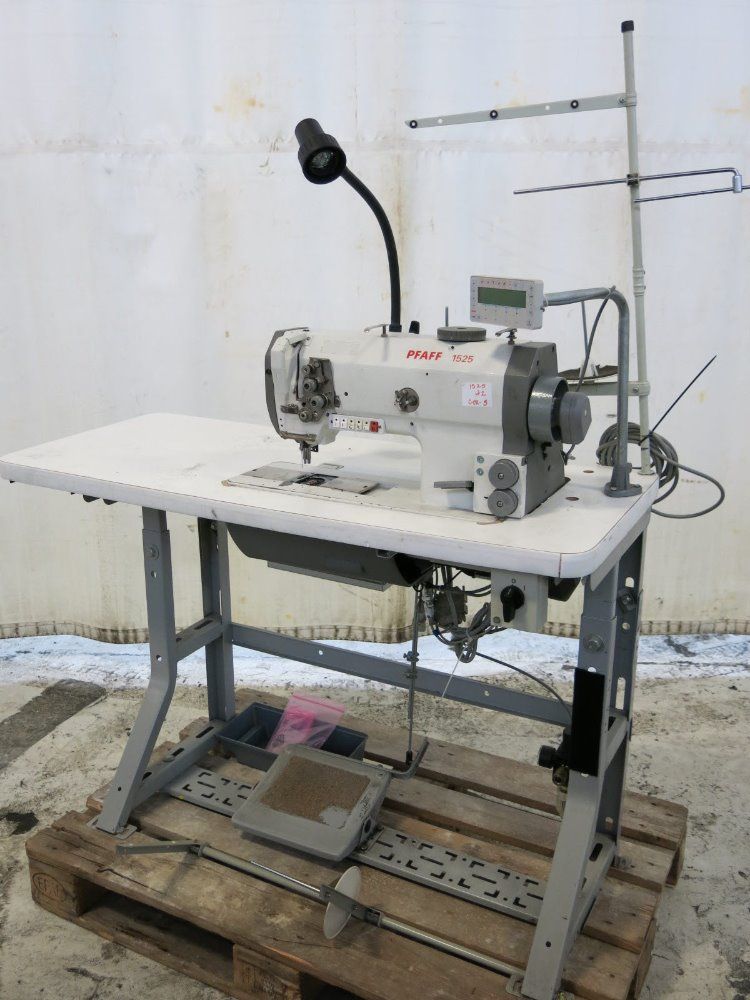 Pfaff Sewing Machine