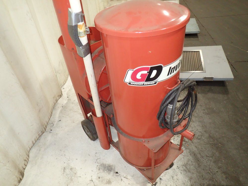 Invincible/gardner Denver Portable Vacuum System