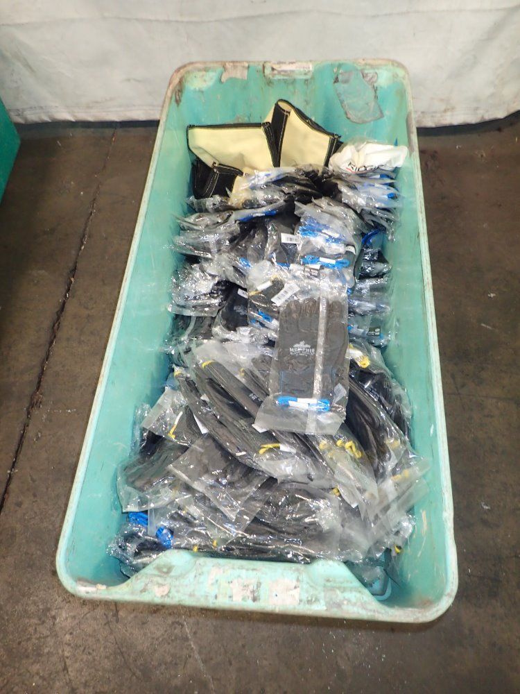 Memphis Slip Resistant Gloves