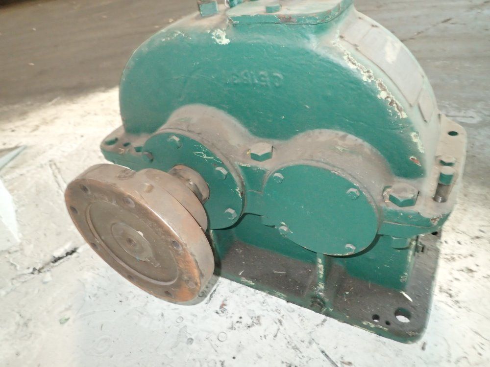Dominon Gear Reducer