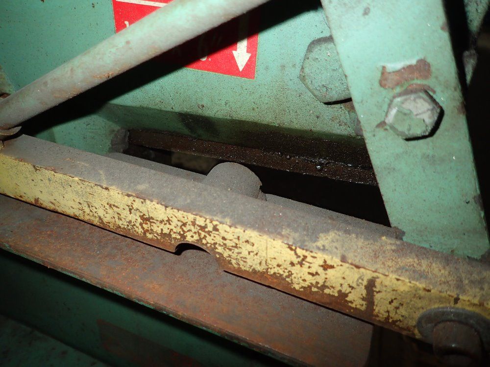 Uni - Hyrdo Iron Worker