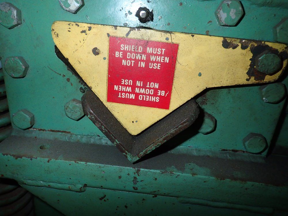 Uni - Hyrdo Iron Worker