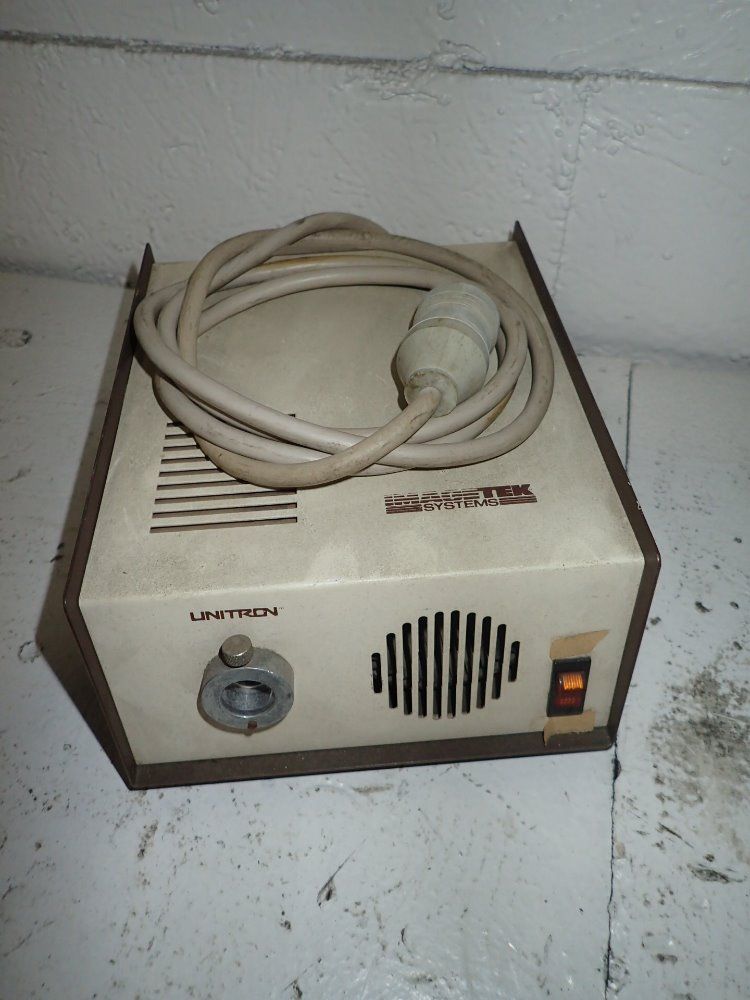 Unitron Light Source