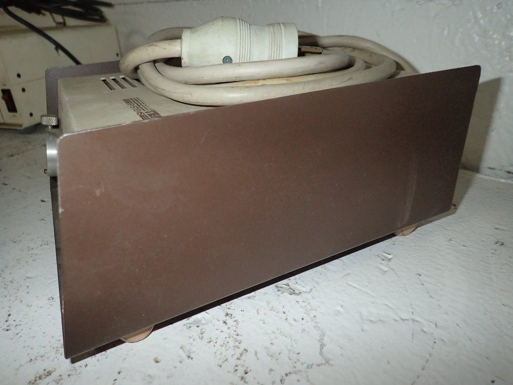 Unitron Light Source