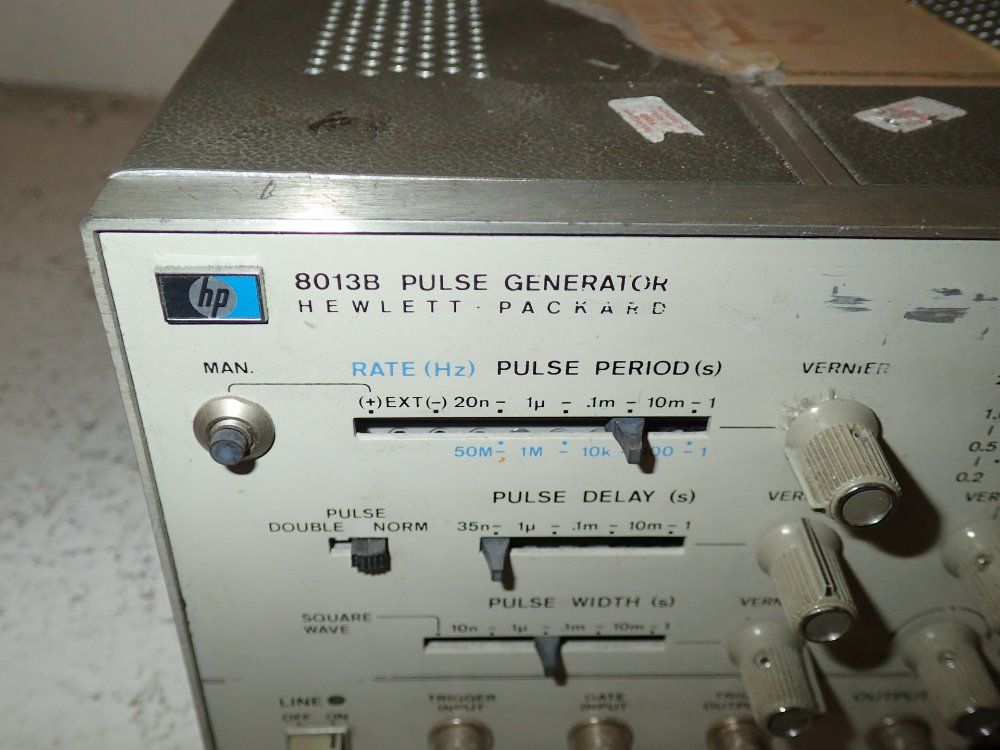 Hewlett Packard Pulse Generator
