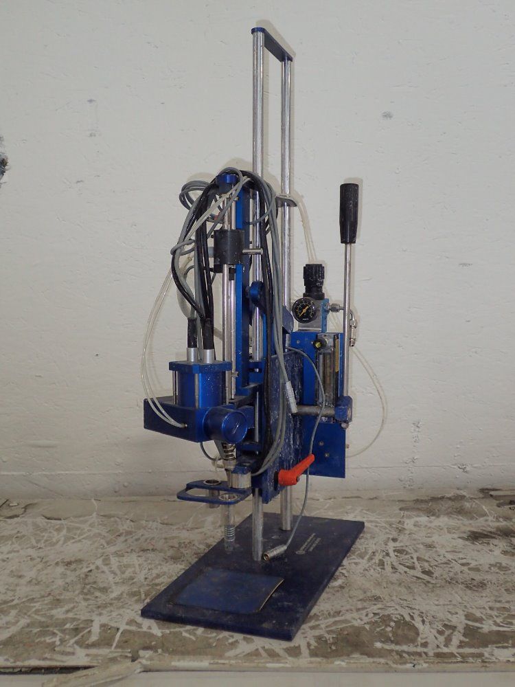 Orbisphere Sampling Device