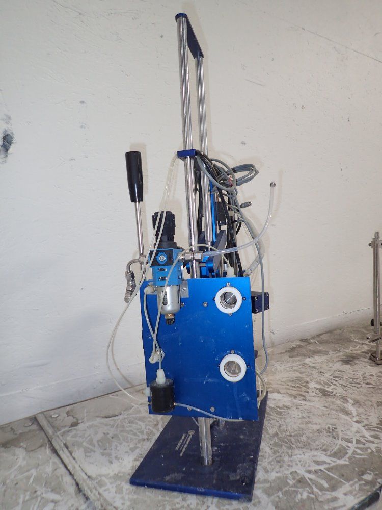 Orbisphere Sampling Device