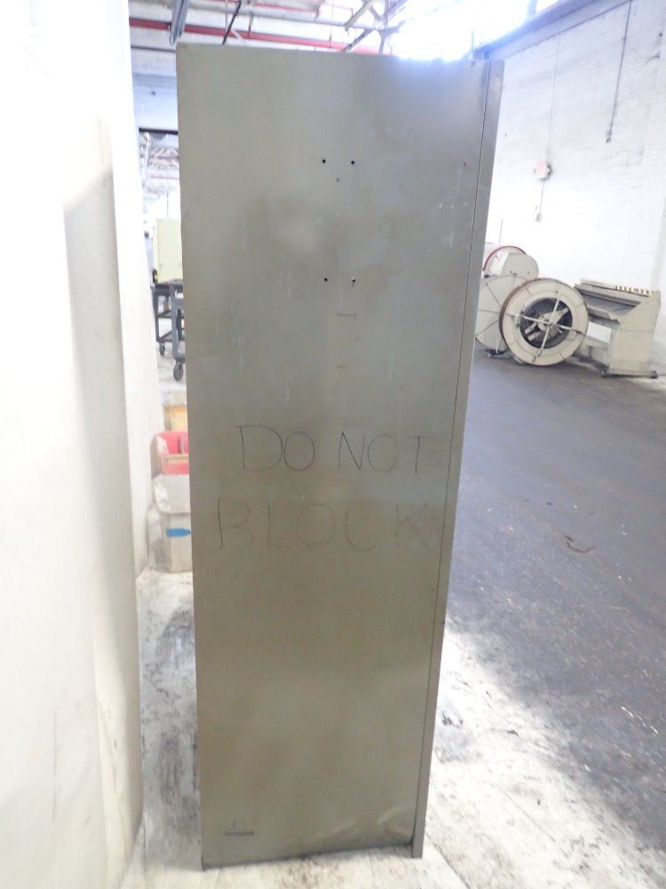 Hallowell 2-door Cabinet