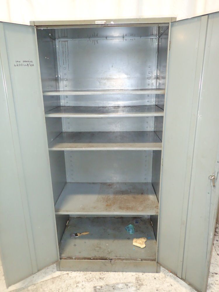 Hallowell 2-door Cabinet