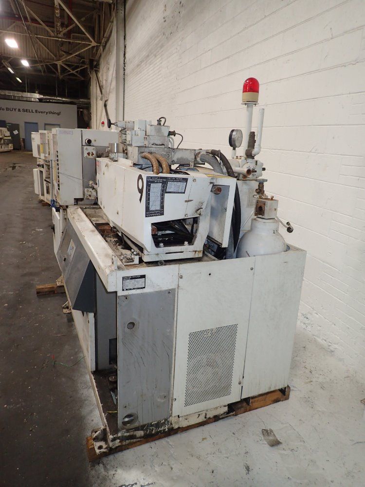 Sumitomo Injection Molder