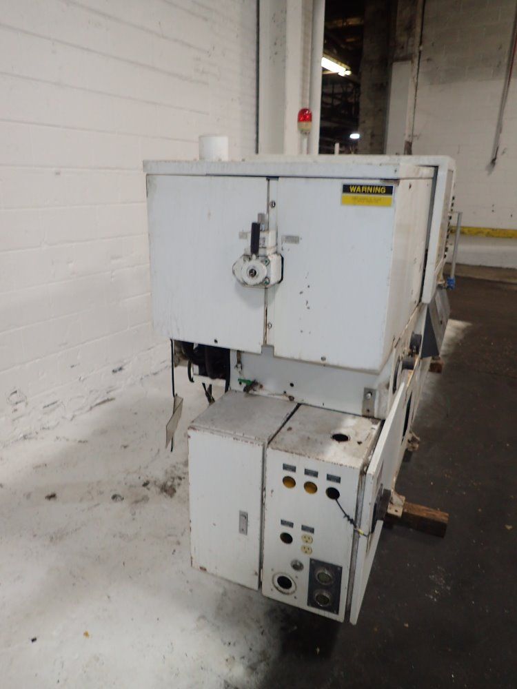 Sumitomo Injection Molder