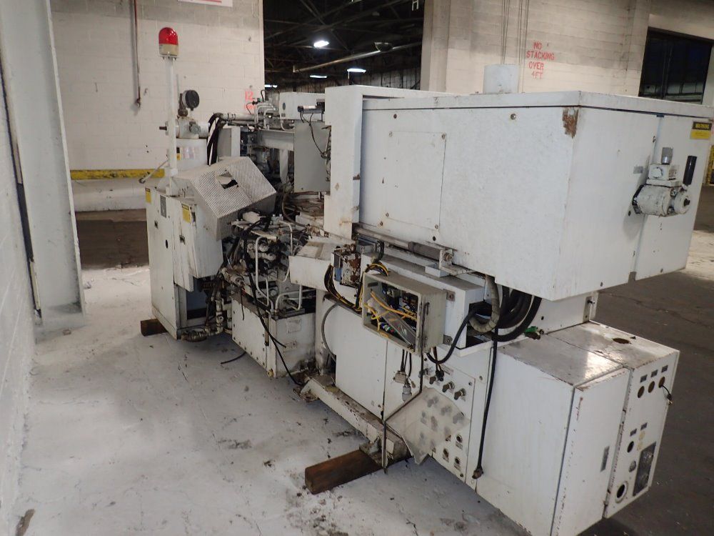 Sumitomo Injection Molder