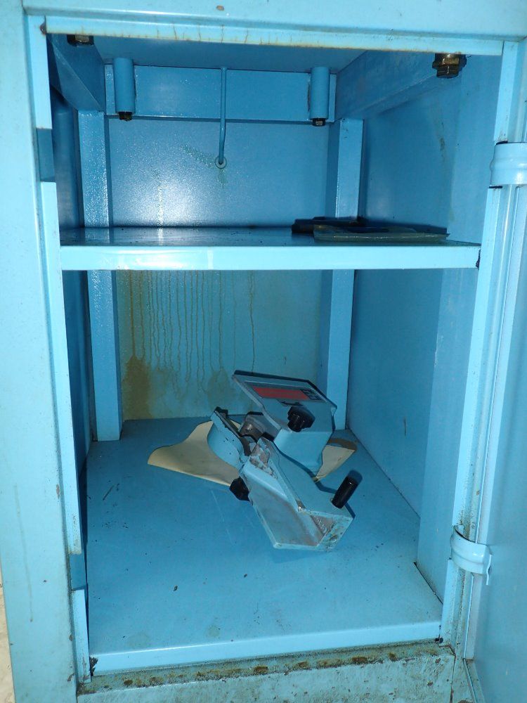 Boyar - Shultz Surface Grinder