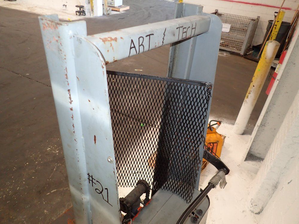 E-z Lift/crown Controls Portable Hydraulic Die Lift