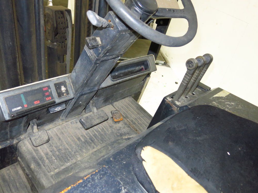 Crown 3600# Electric Forklift - 40fctt-188