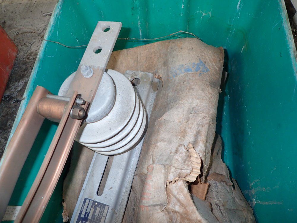 Kearney Hook-operated Disconnect Switches