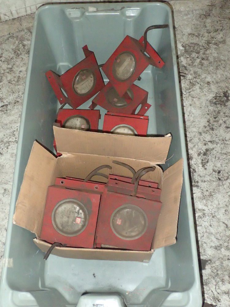 Magnehelic Pressure Gauges