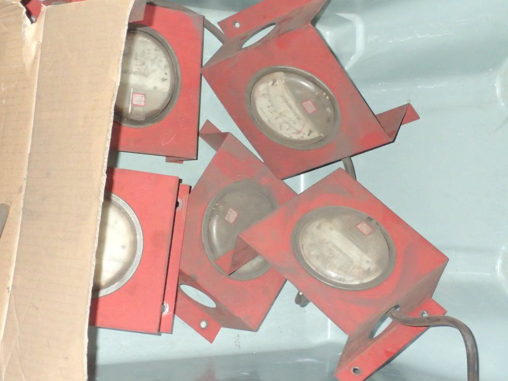 Magnehelic Pressure Gauges