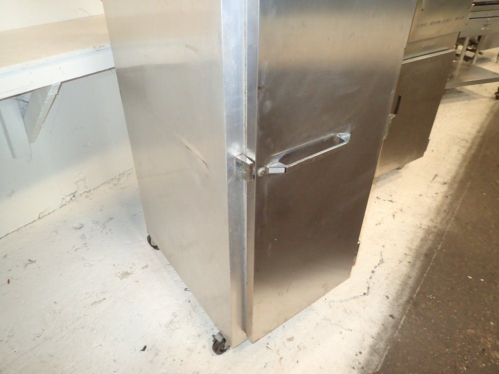 Continental Portable S/s Refrigerator