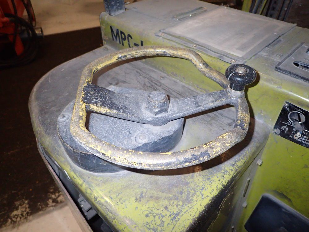 Mitsubishi/nippon Yusoki Electric Lift Truck