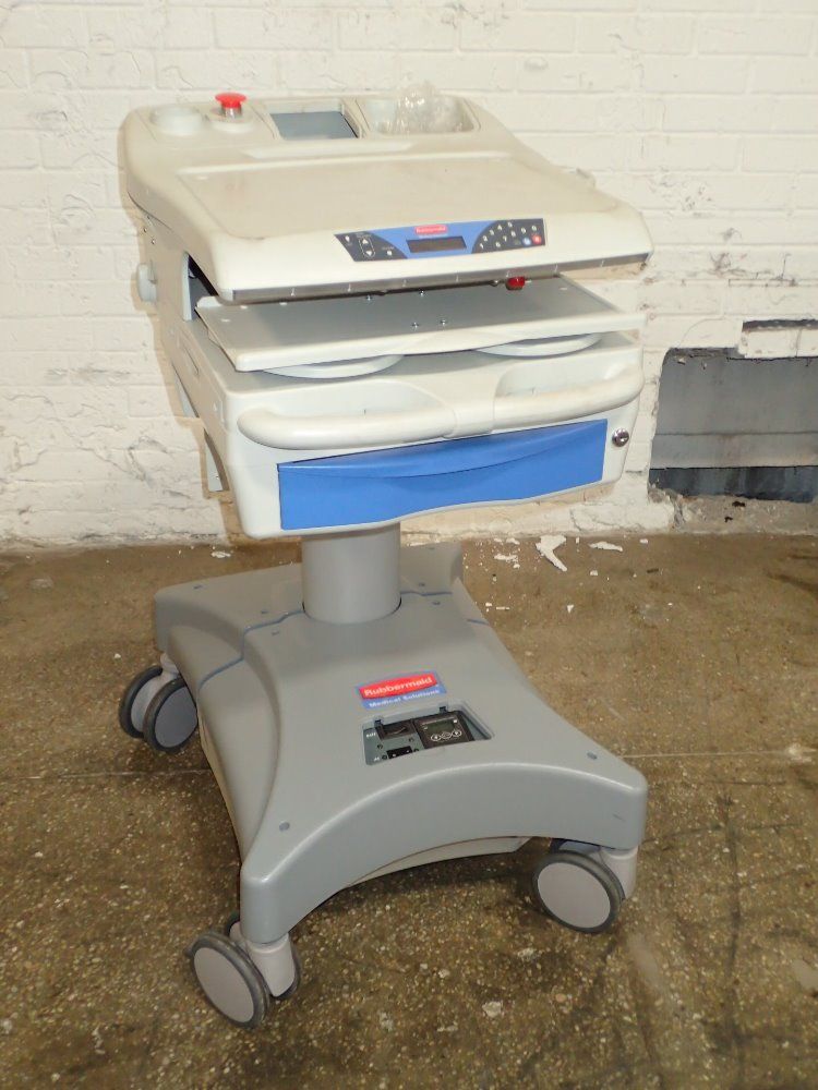 Rubbermaid Medical Cart