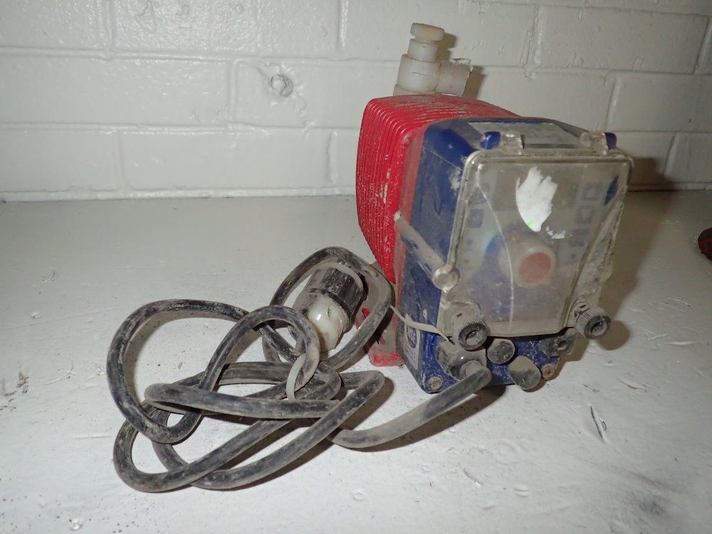 Iwaki .6 Gph Metering Pump - Ewb10y1tc