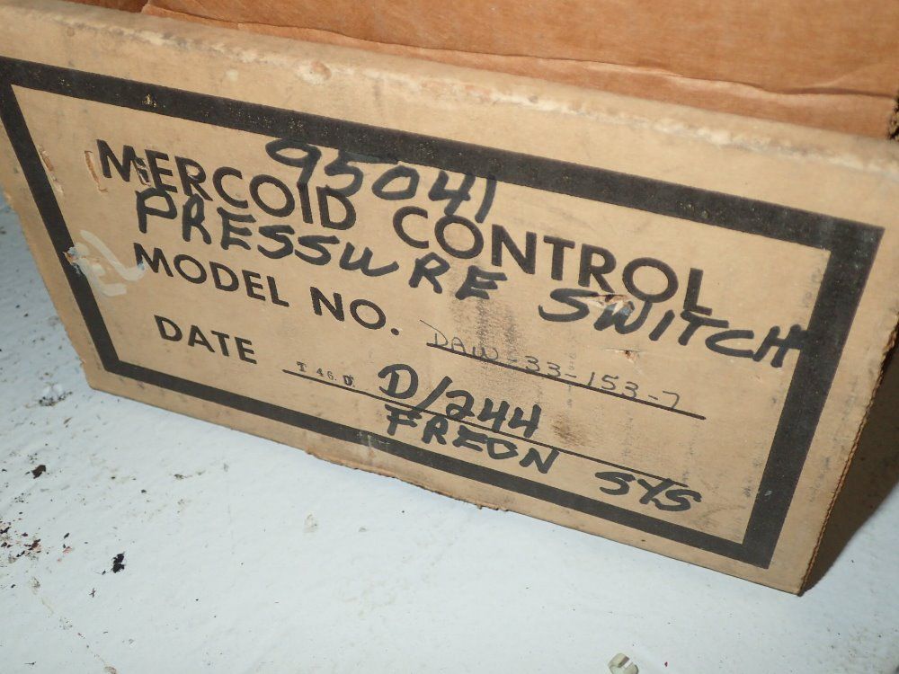 Mercoid Control Mercury Pressure Switch