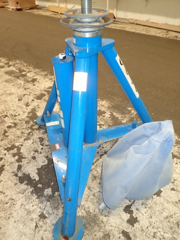 Tronair 60,000# Of Force Aircraft Jack - 02a7844-0111