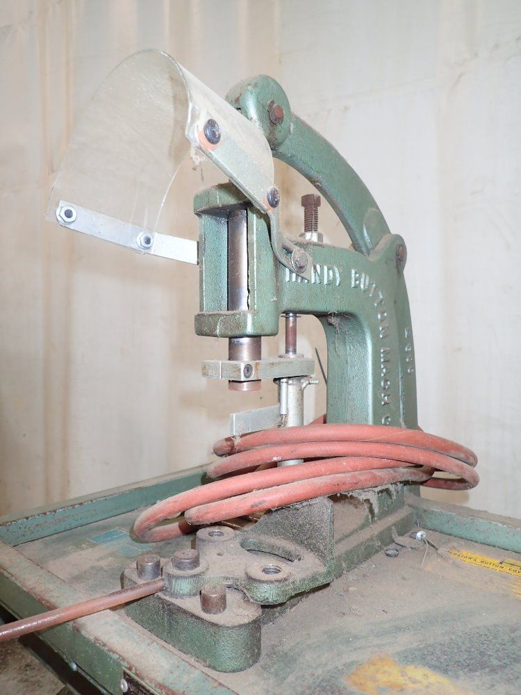 Handy Button Machine Co. Pneumatic Eyelet Press