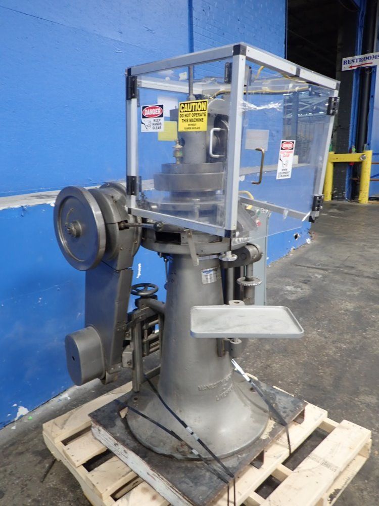 Manesty Machines Tablet Press