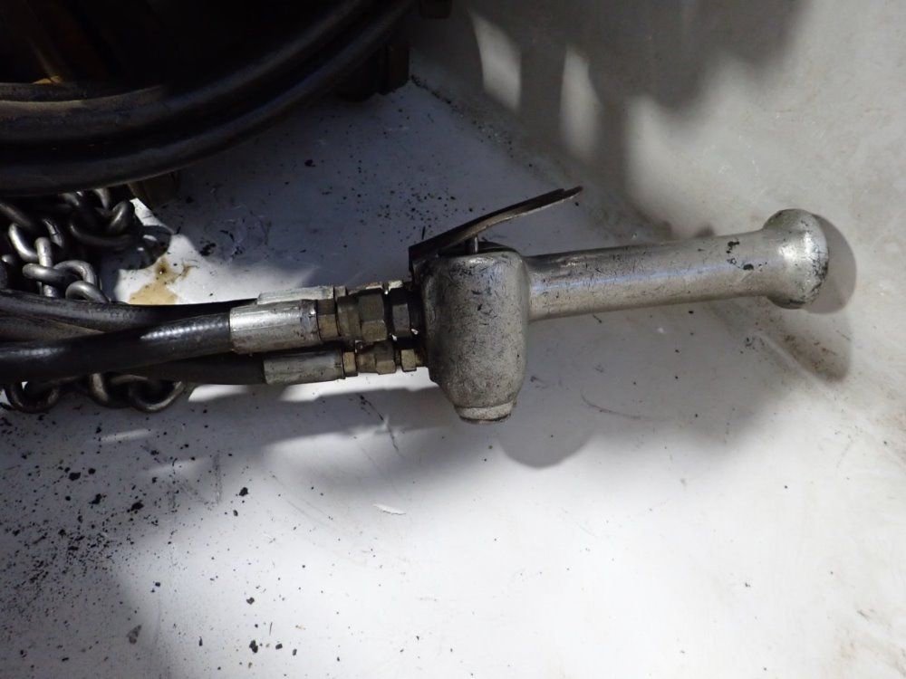 Eaton / Yale Chain Hoist