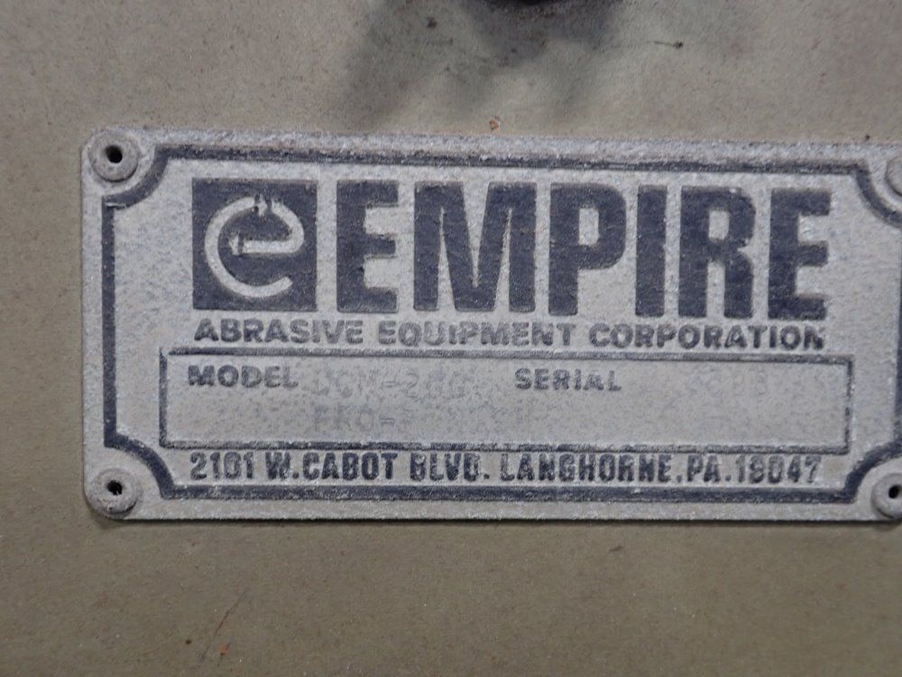 Empire Blast Cabinet W/ Reclaimer