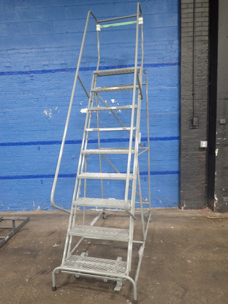 U-line Portable Stairs