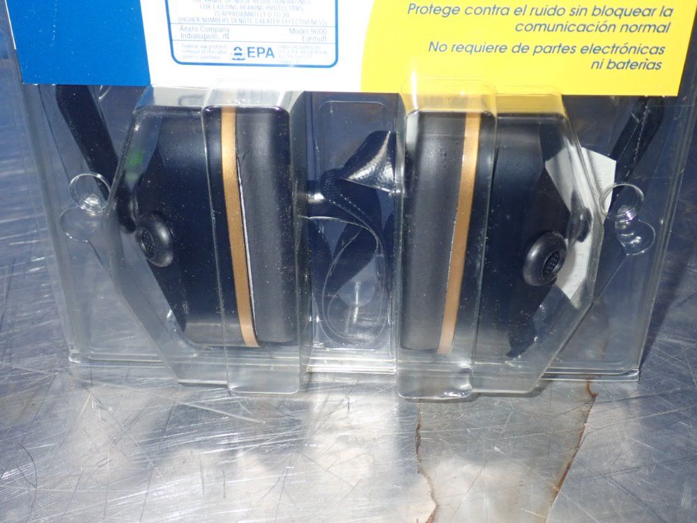 Aearo/e-a-r Noise Activated Earmuff