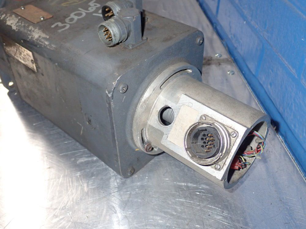 Cincinnati Milacron Servo Motor