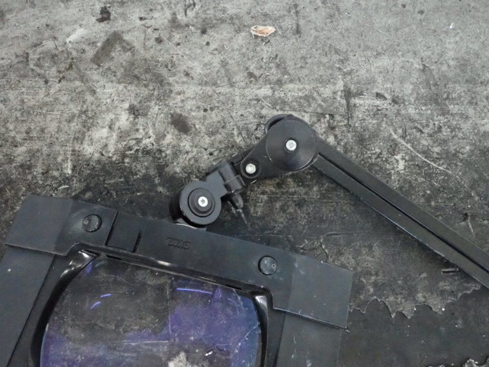 Luxo Magnifier /w Light