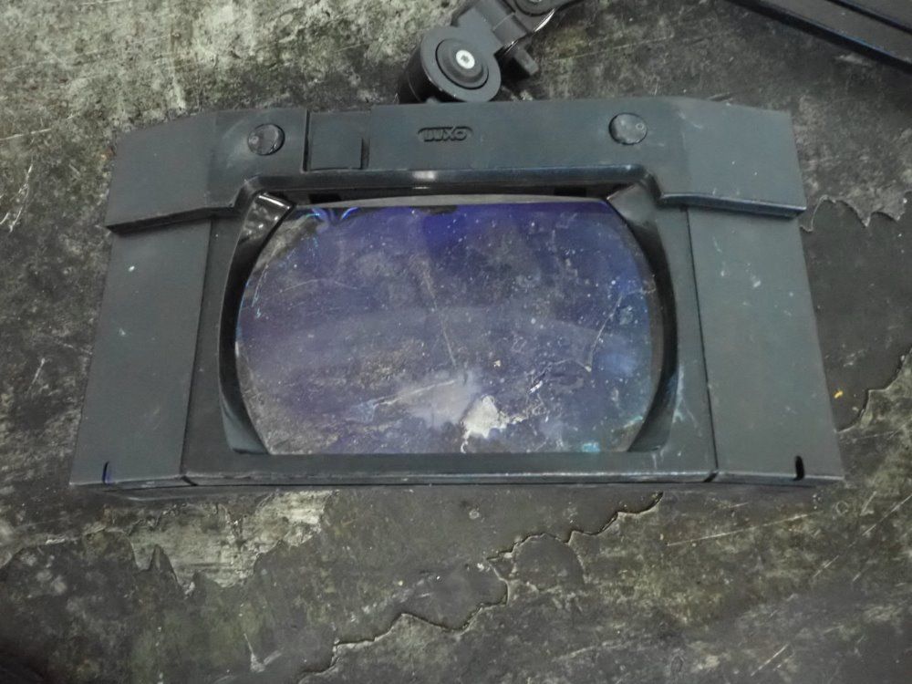 Luxo Magnifier /w Light