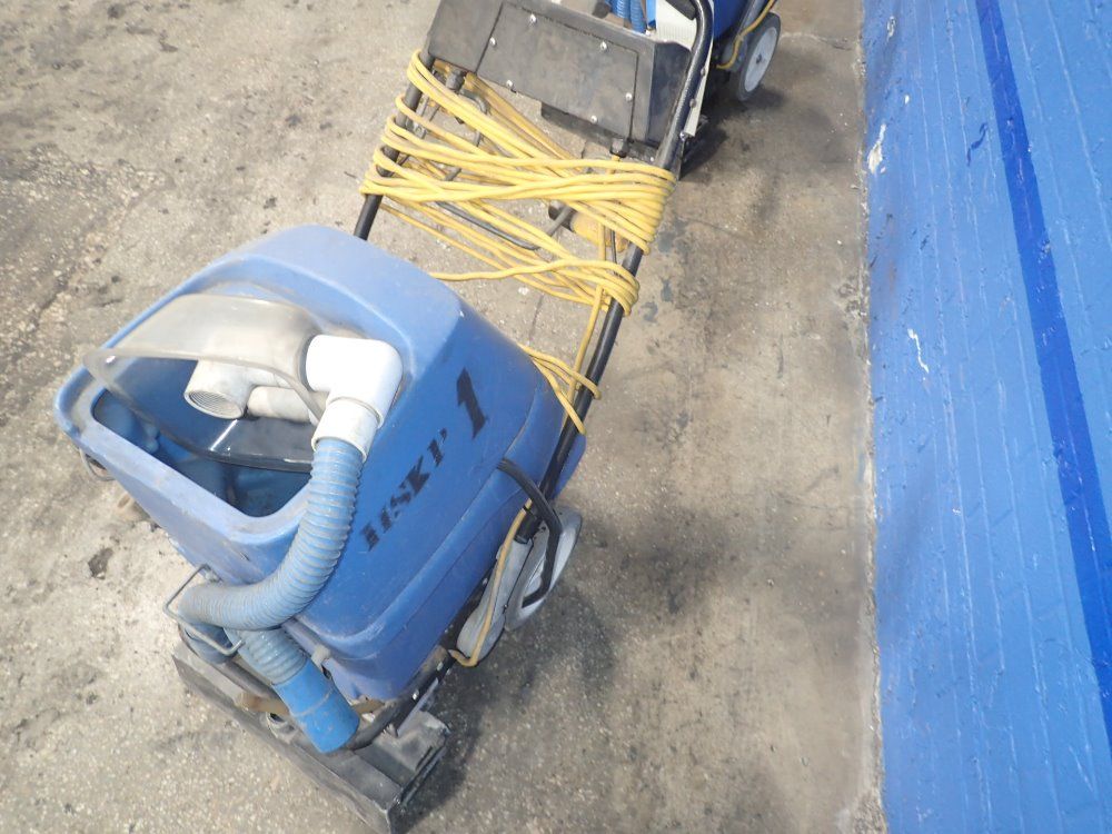 Windsor Floor Scrubber