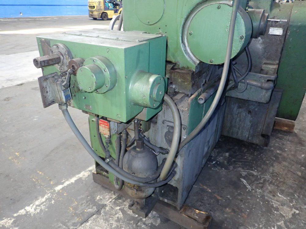 Cincinnati Centerless Grinder