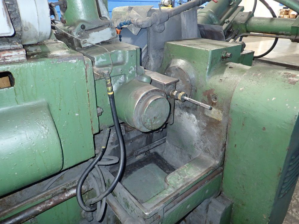 Cincinnati Centerless Grinder